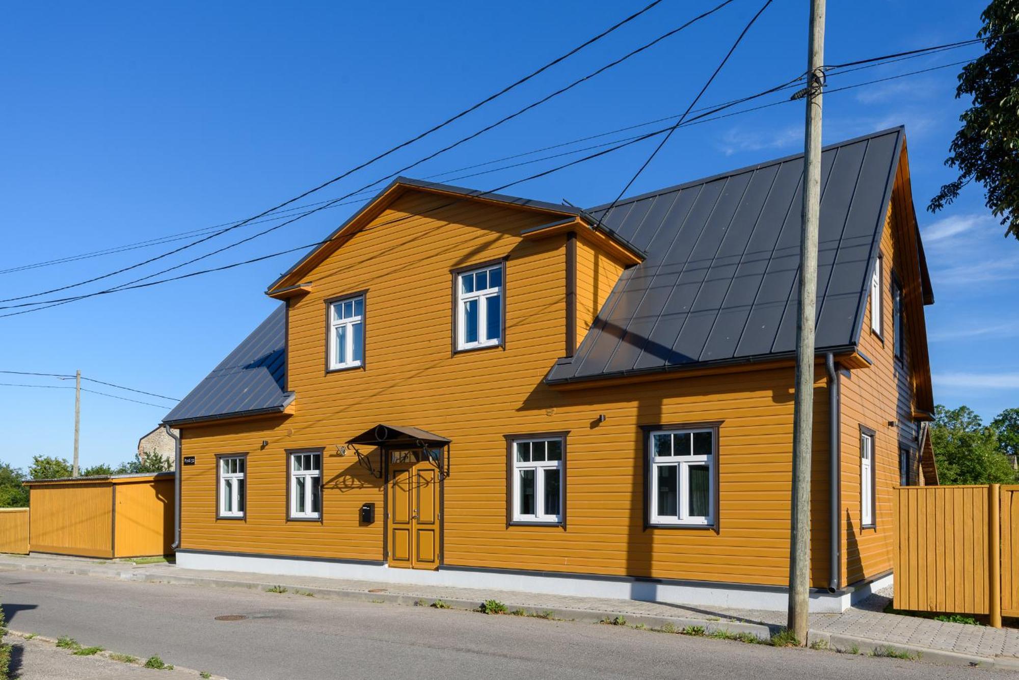 Posti Guesthouse Раквере Экстерьер фото